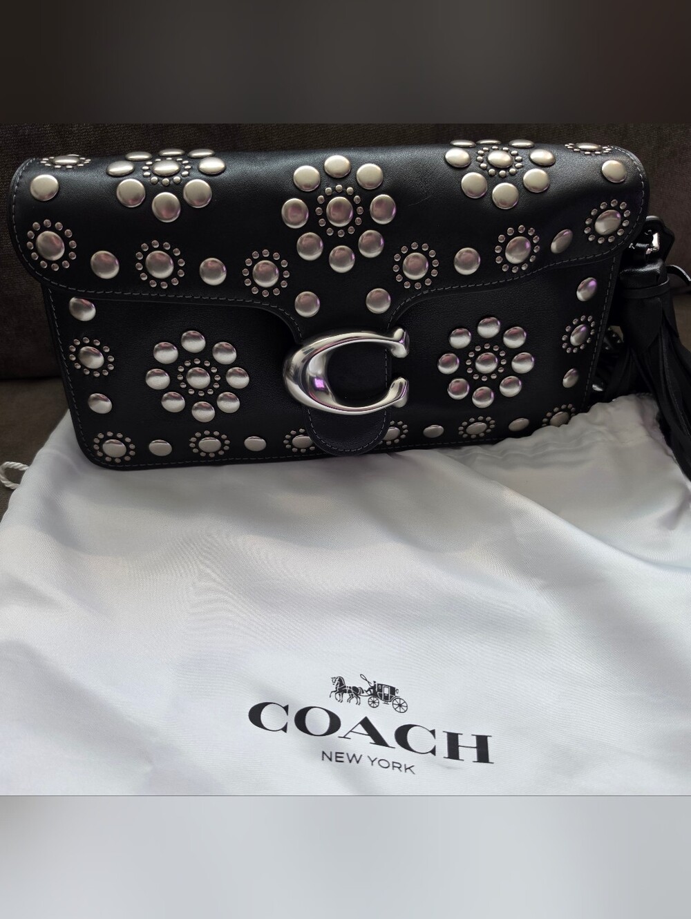 Coach Tabby 26 With Rivets - Picture 2 of 9